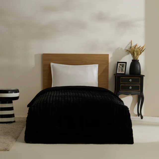 Karaca Stripe Sherpa Zwarte Deken 150×200
