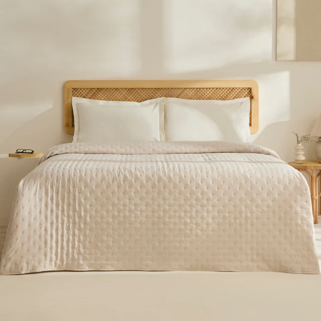 Breezy Sprei Beige 230×240 cm