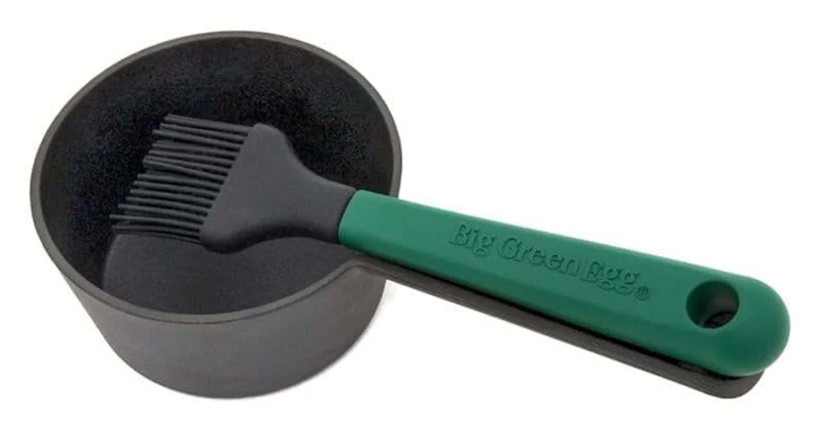 Big Green Egg Cast Iron Sauce Pot 12 cm met Kwastje