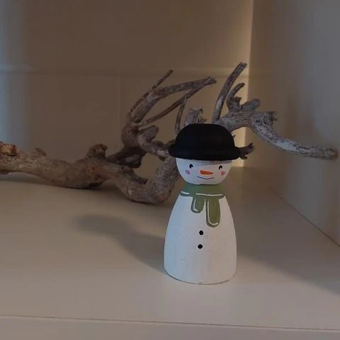 Houten Sneeuwpop