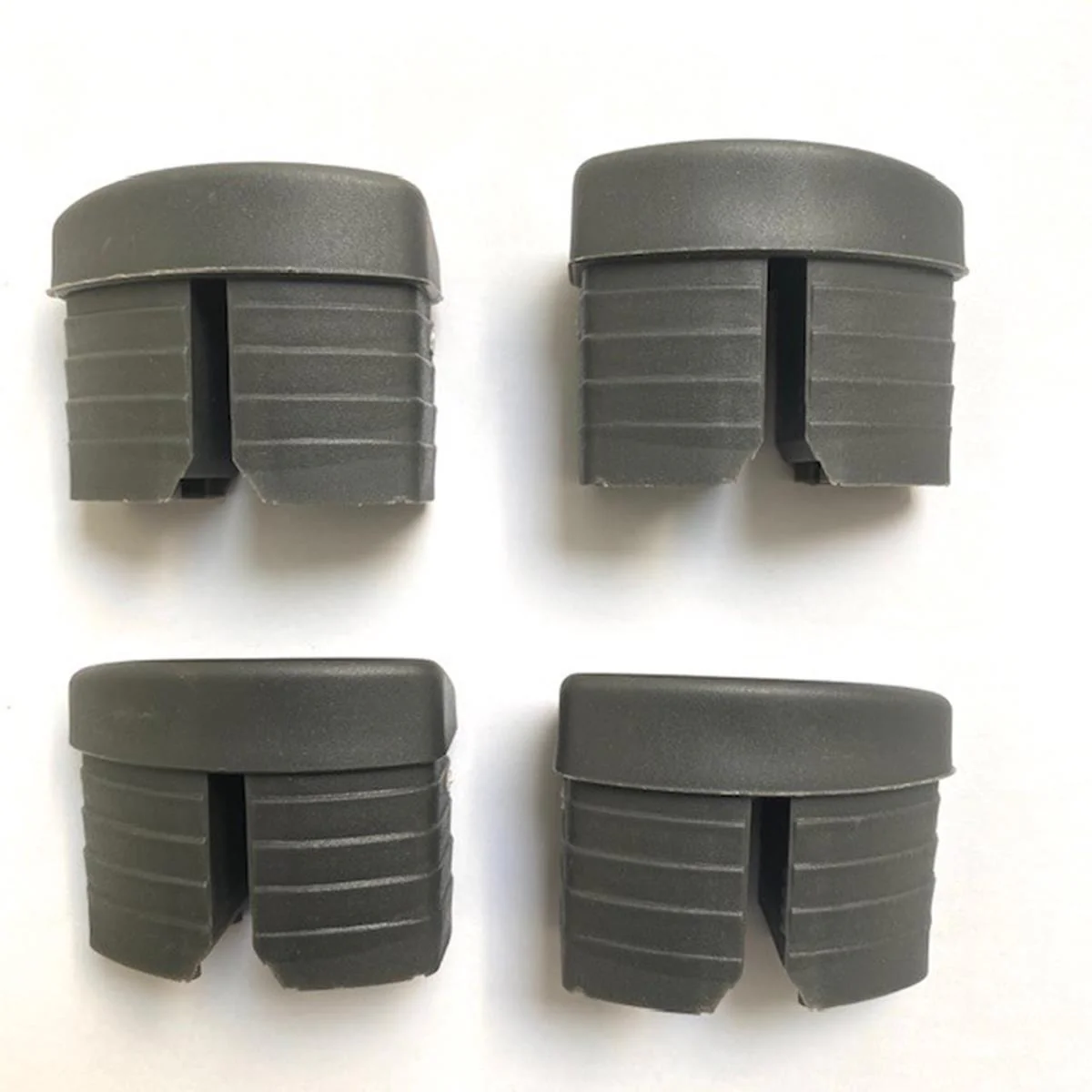 Kettler Set van 4 Grijze Pootdoppen voor Hocker Legato