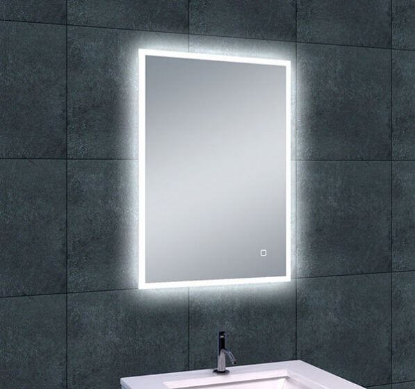 Quatro Dimbare LED Spiegel Wiesbaden Condensvrij in 70X50Cm