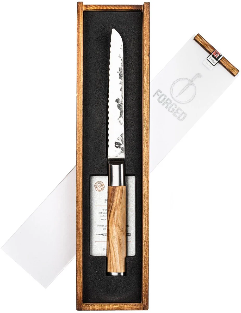 Forged Olive Universeel Gekarteld Mes – Olijfhout