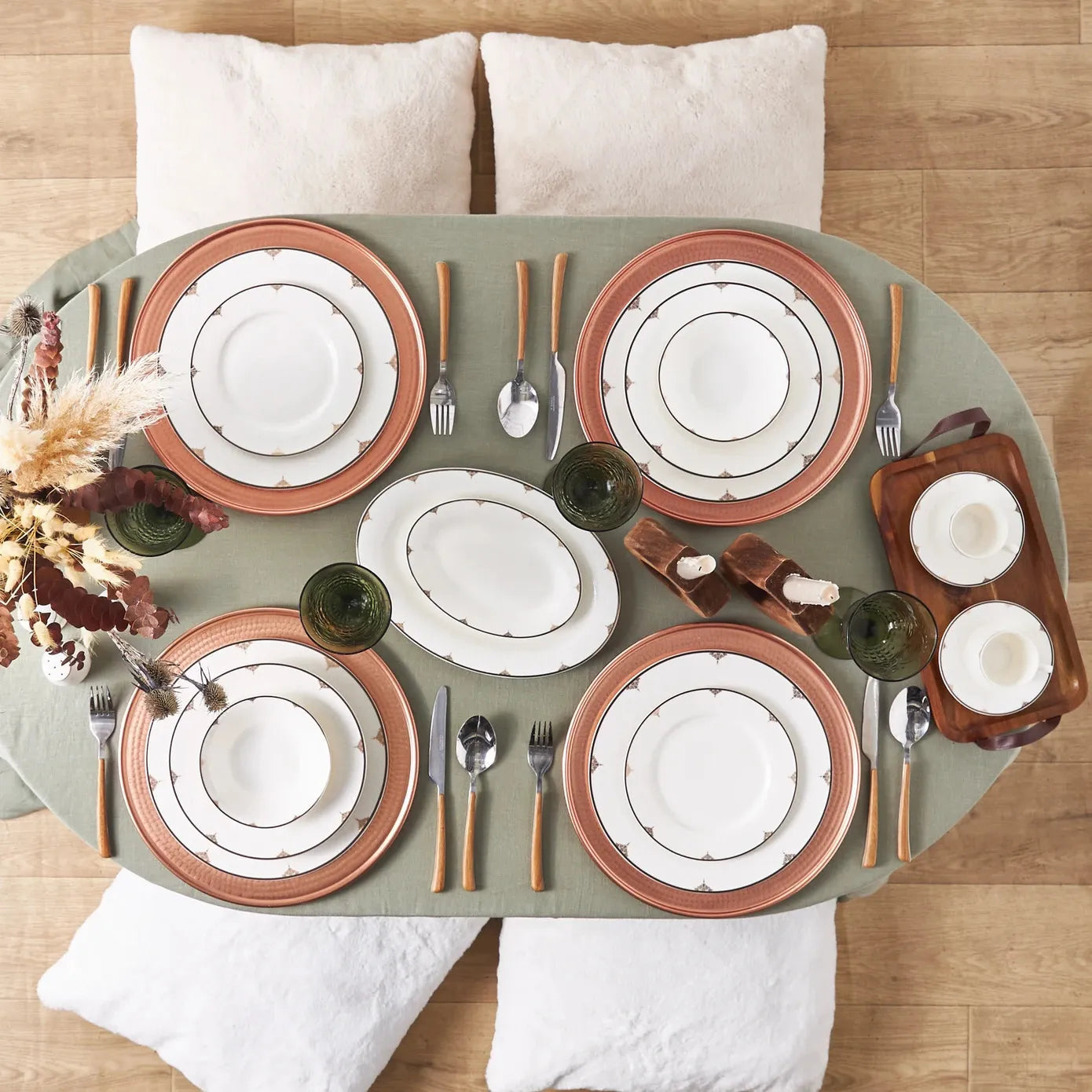 Karaca Nora 12 Persoons Servies, 74 Delig, New Generation Bone