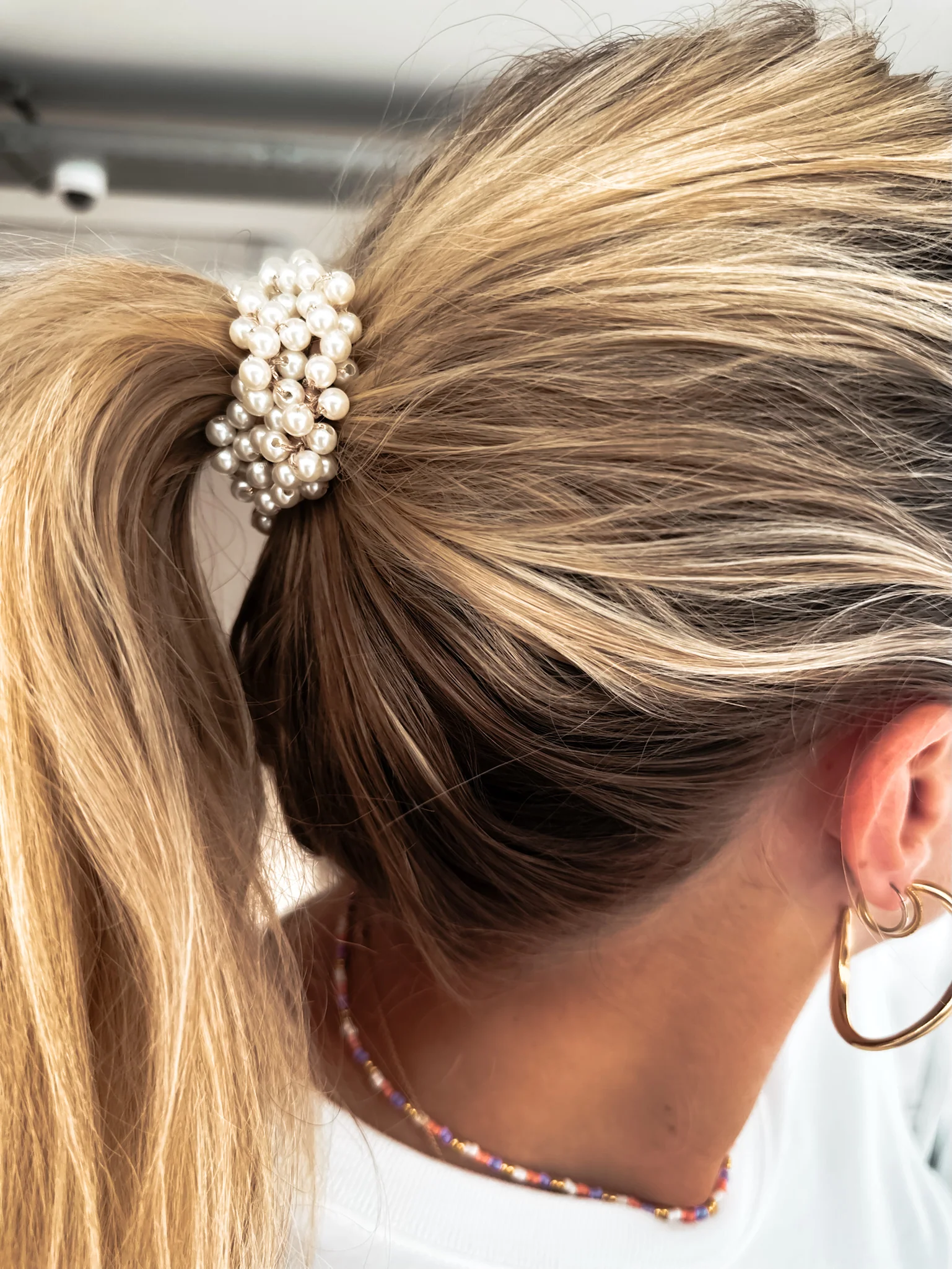 HAARELASTIEK PEARLS GOLD
