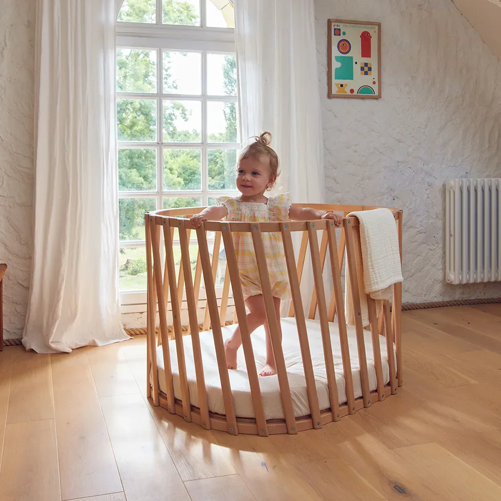 LUGO Evolving Wooden Baby Bed – Meegroeiend Houten Bed 70×90 / 70×140 cm – Van Geboorte tot 7 Jaar – Charlie Crane