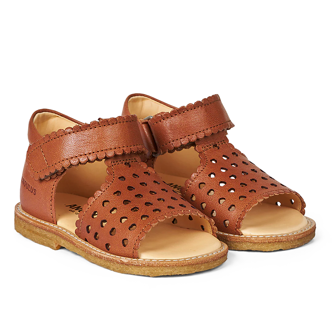 Open teen sandaal – Chroomvrij Leer – Mini hartjes – Cognac – Angulus