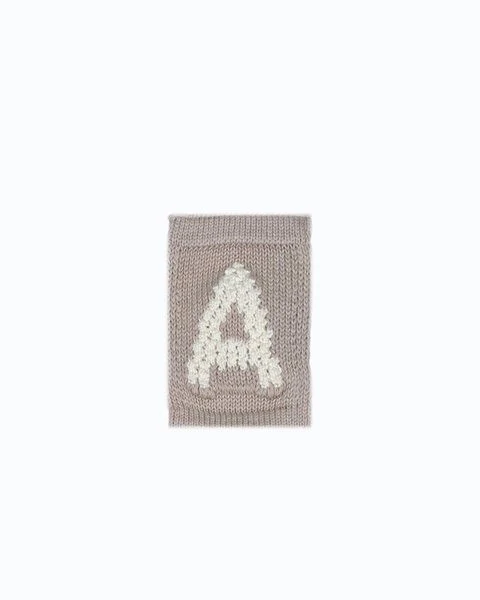 Gebreide letter vlaggetjes A-M – Knitted Letters – Natuur tinten – SmallStuff